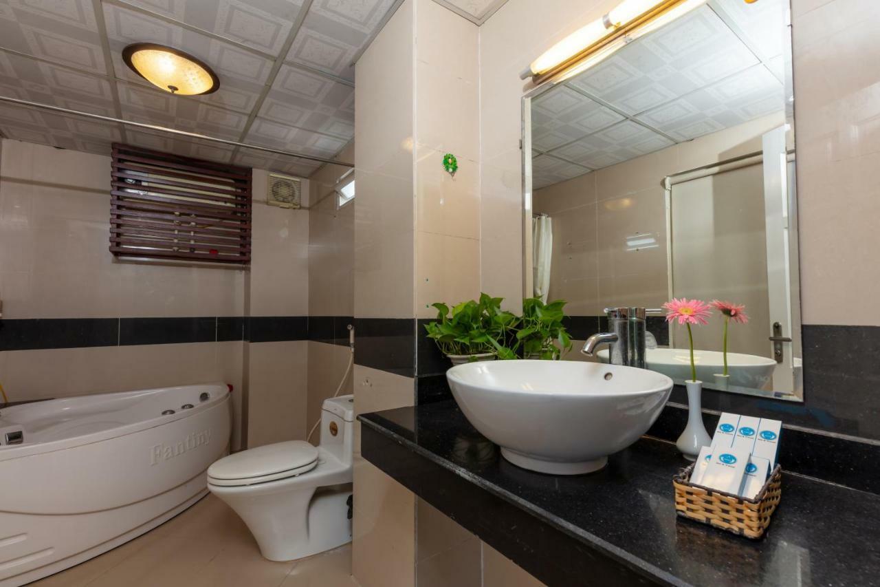 Khách sạn & Travel 3*